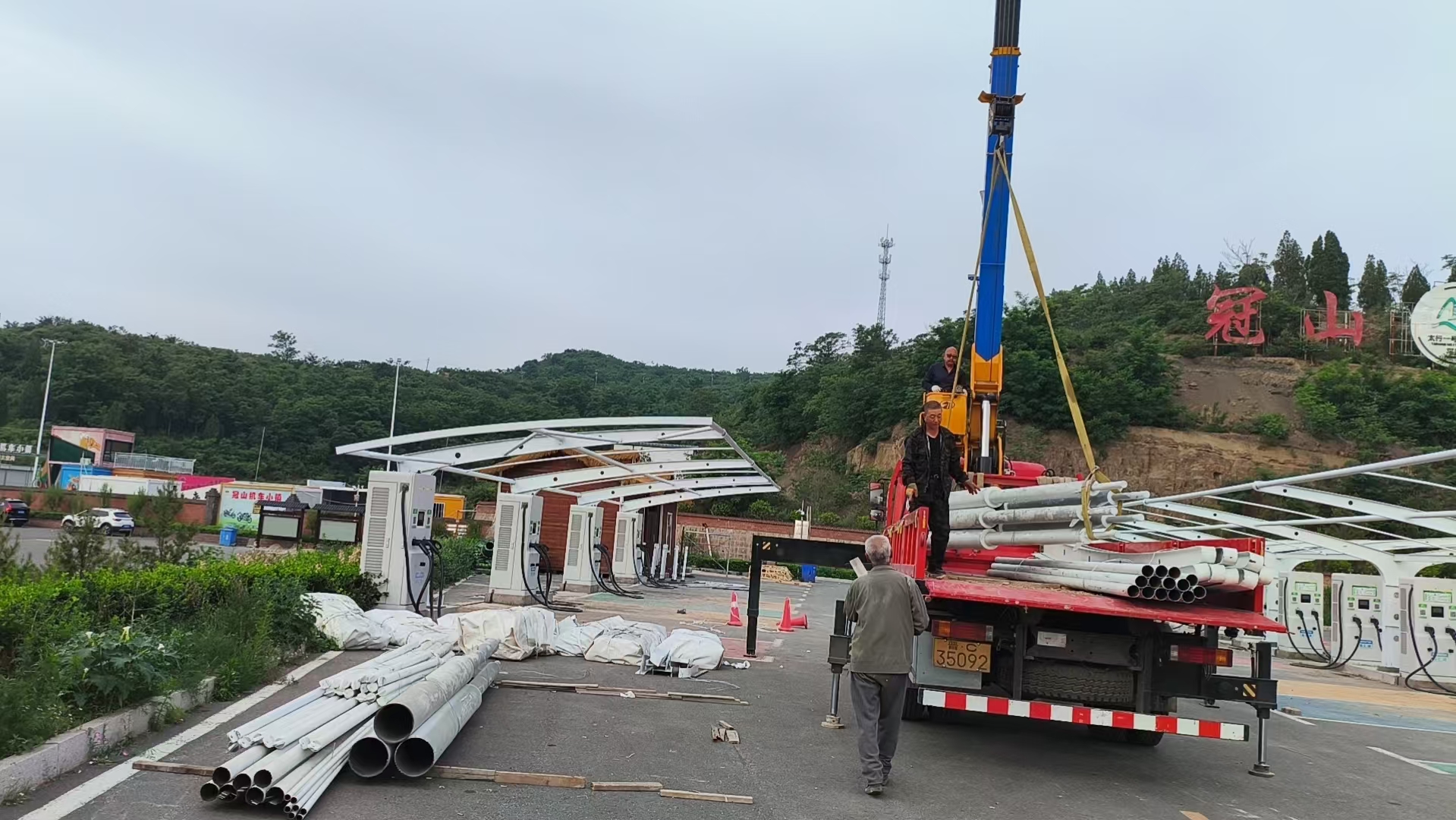 株洲充电桩车棚案例