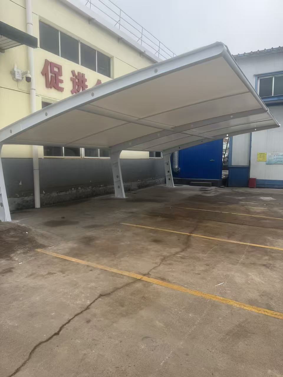 张家口膜结构车棚案例