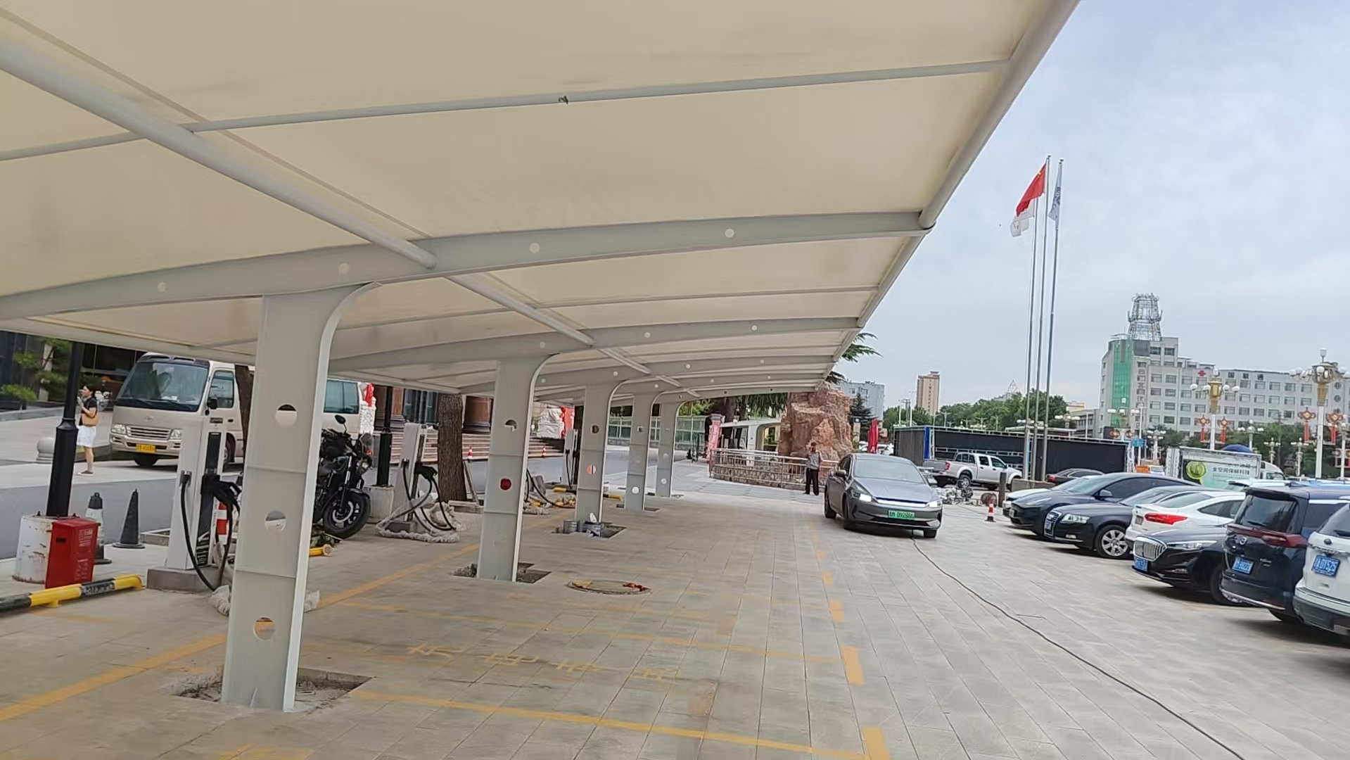 长宁膜结构车棚案例