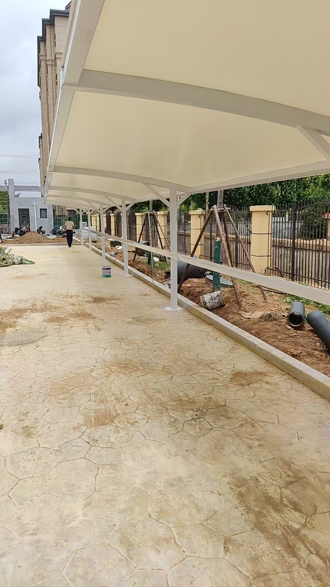 大足膜结构雨棚案例