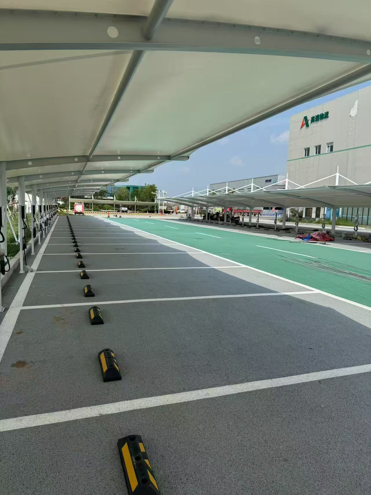 充电桩膜结构遮阳棚